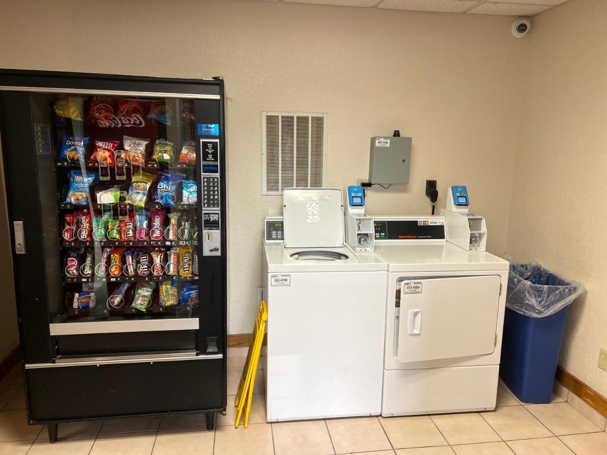 Express Inn & Suites Decatur Zewnętrze zdjęcie