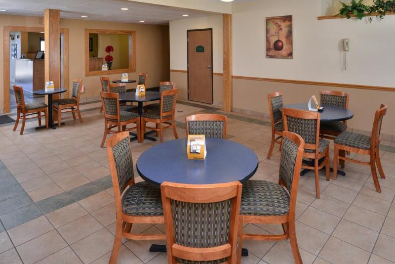 Express Inn & Suites Decatur Zewnętrze zdjęcie